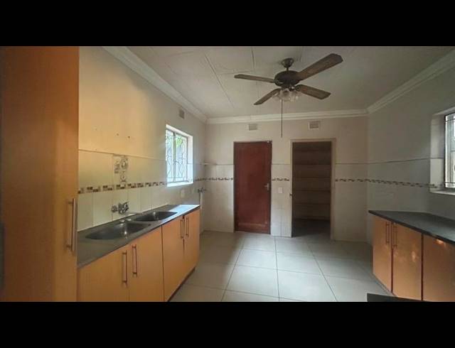 3 BEDROOM HOUSE FOR SALE IN ARBORETUM